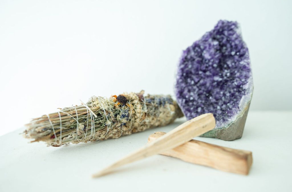 Best Holistic Therapy Trainings for Therapists